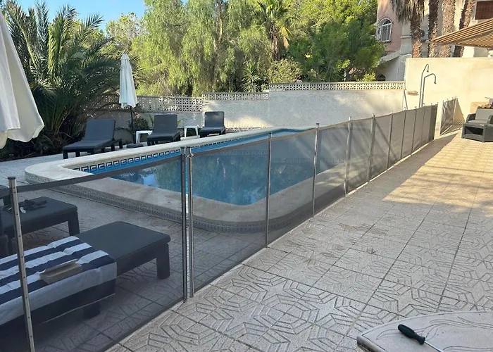 Villa En Pinar de Campoverde